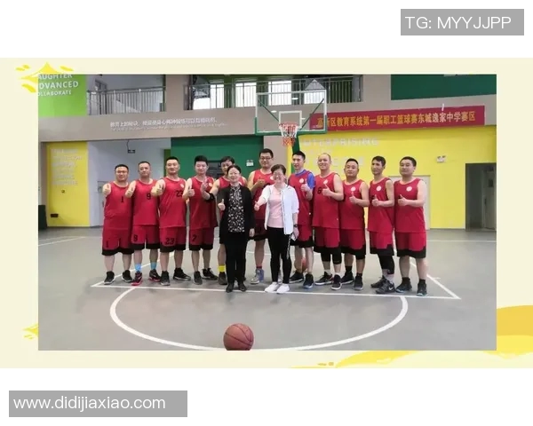 南京篮球队在篮球团队协作排行榜中荣获第四名展现出色团队精神与默契配合